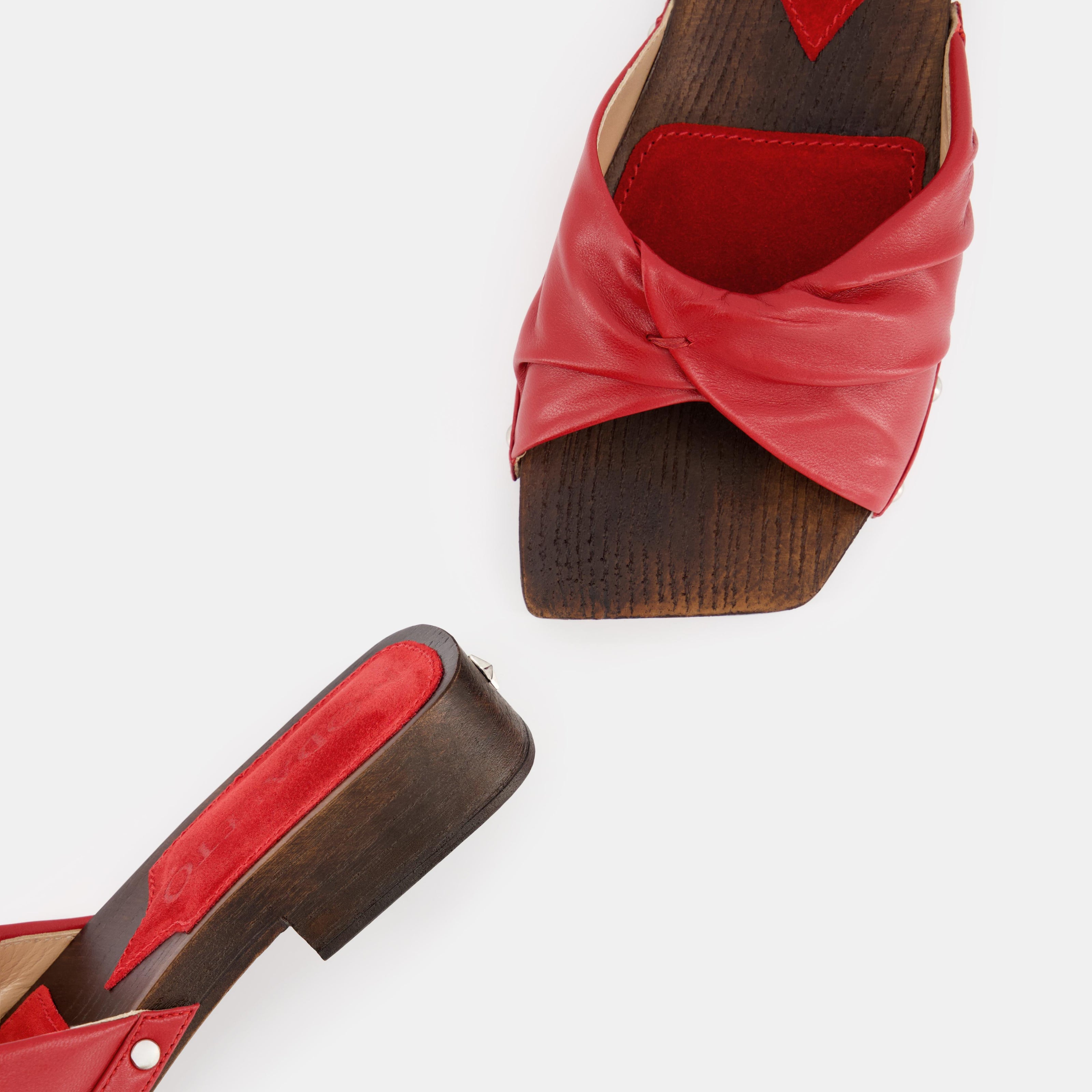 Nodaleto - Bulla Mellow Flat Clog Midnight Red